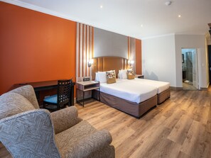 Down duvets, in-room safe, individually furnished, desk - ANEW Hotel Highveld eMalahleni (Emalahleni)