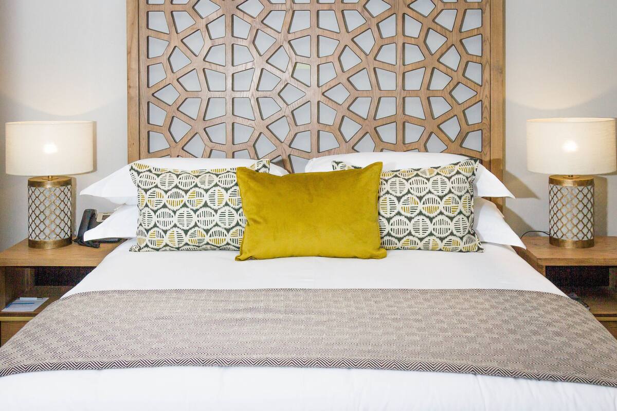 Deluxe kamer | Lakens van Egyptisch katoen, luxe beddengoed, donzen dekbedden