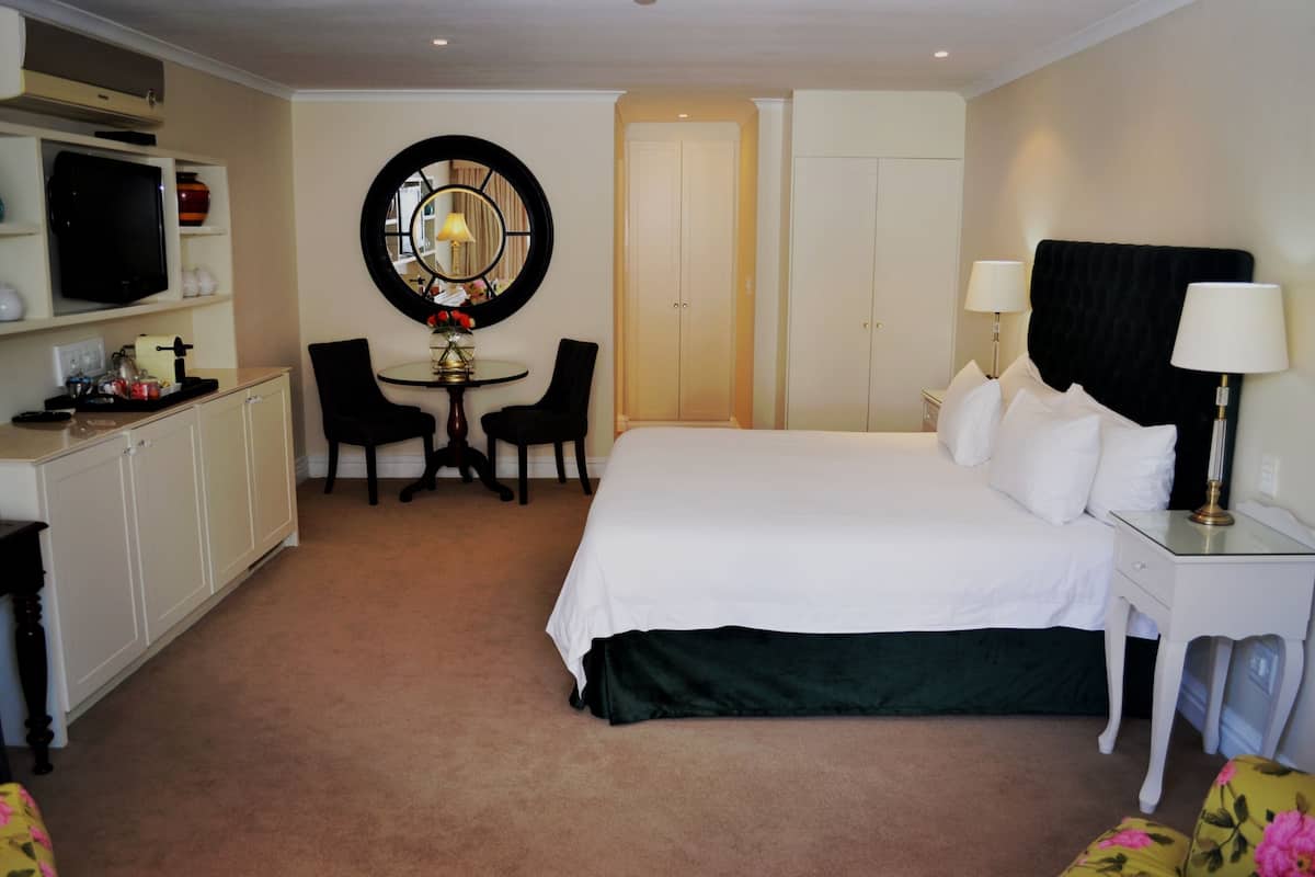 Deluxe studio | 1 slaapkamer, luxe beddengoed, een minibar, een kluis op de kamer