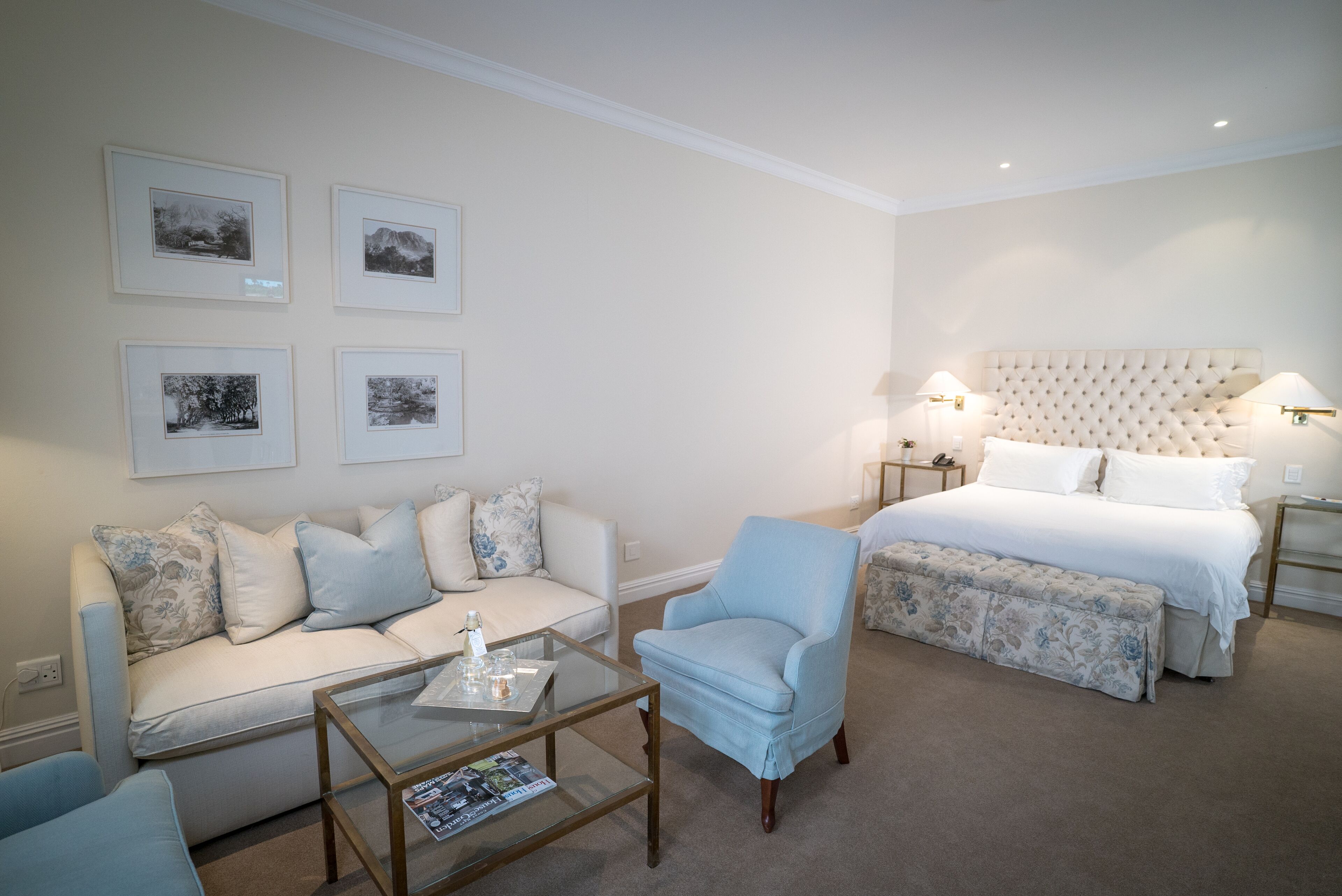 deluxe room | premium bedding, minibar, in-room safe, blackout curtains