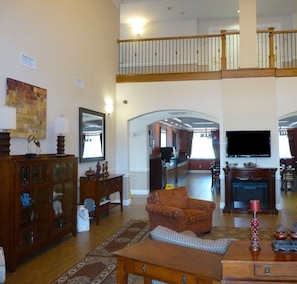 Fireplace - Americas Best Value Inn & Suites Gun Barrel City (Mabank)