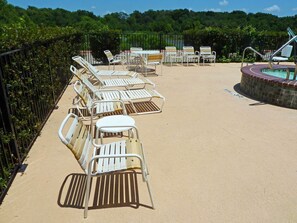 Piscina externa sazonal