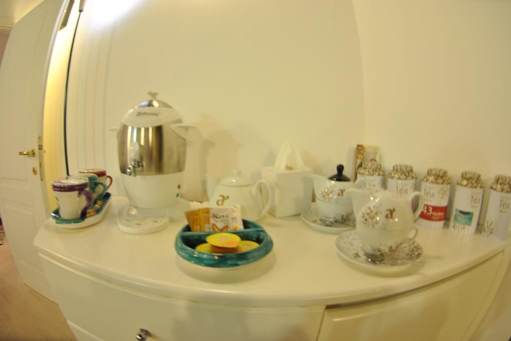 couples treatment room(s), sauna, hot tub, steam room