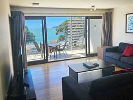 Premium-Zimmer, 2 Schlafzimmer | Wohnbereich