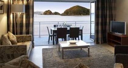 The Waterfront Suites - Heritage Collection