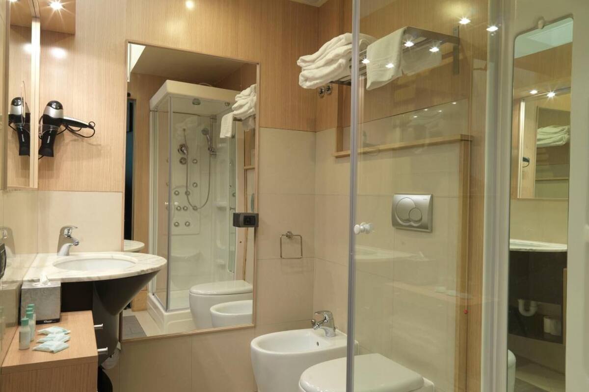 shower, hydromassage showerhead, hair dryer, bidet