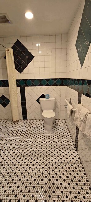 Free toiletries, towels