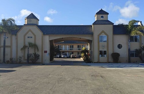 Del Playa Del Playa Inn Oxnard Near Camarillo