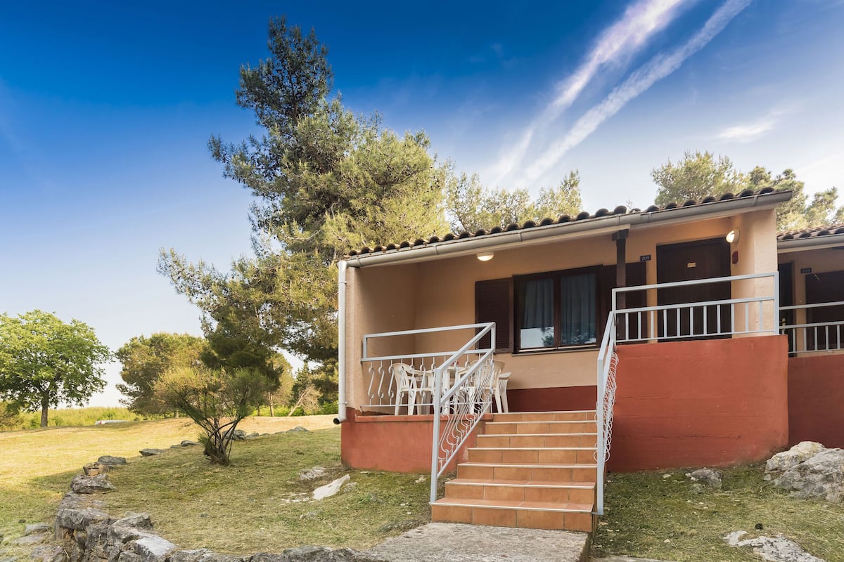 Classic apartment for 2 +2 persons | Terrace/patio