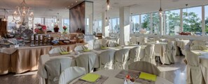 Daily buffet breakfast for a fee - Best Western Maison B Hotel (Rimini)