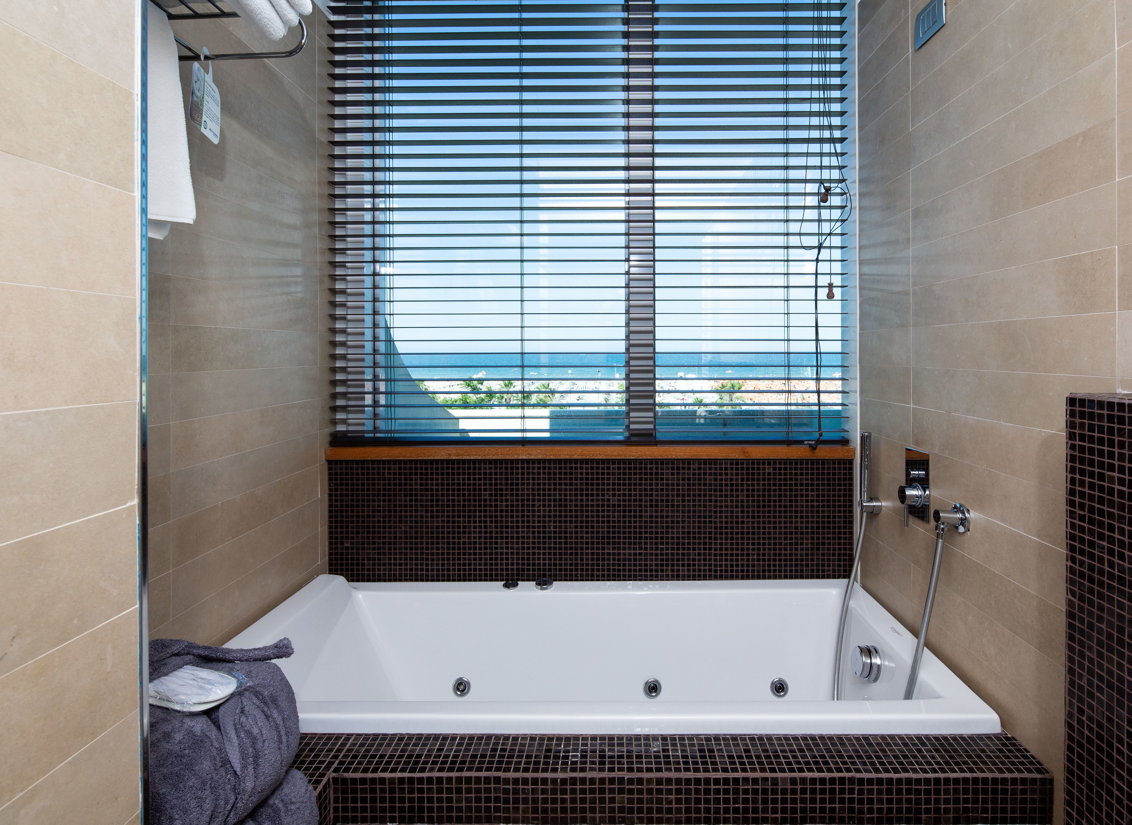 Photo - Best Western Maison B Hotel