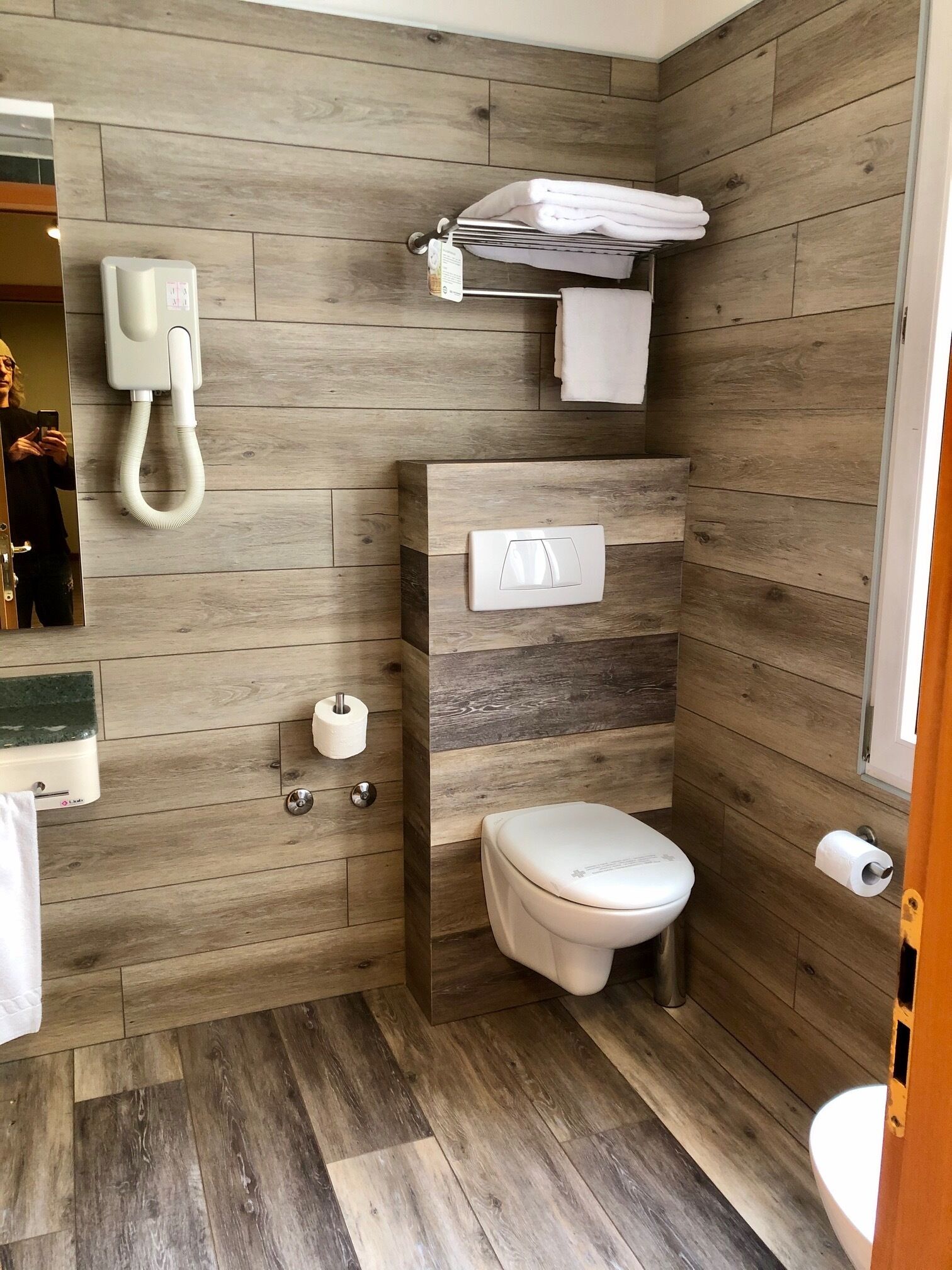 Photo - Best Western Maison B Hotel