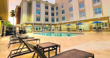 Holiday Inn Express Hotel & Suites Mobile/Saraland by IHG