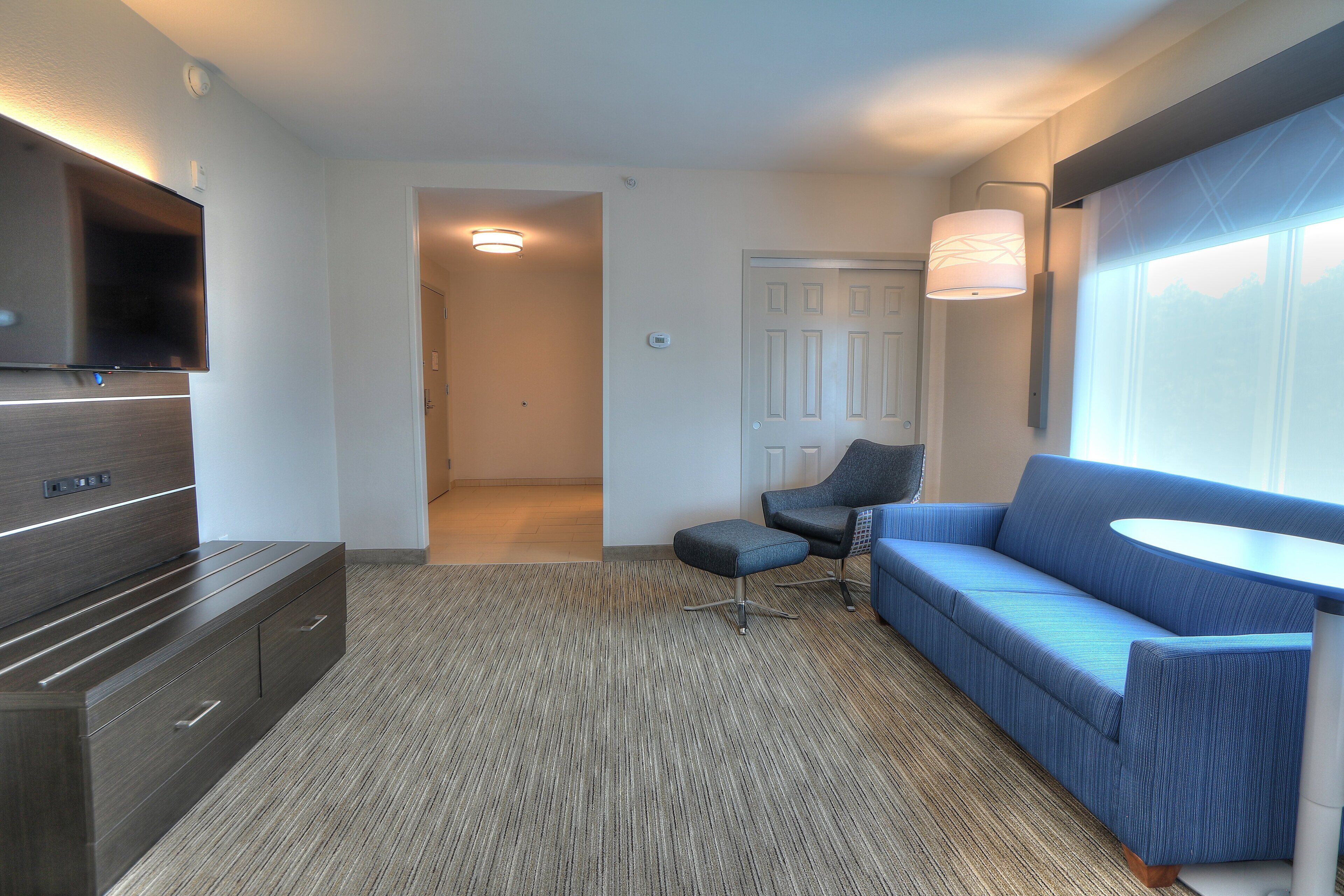 suite, 2 queen beds | street view