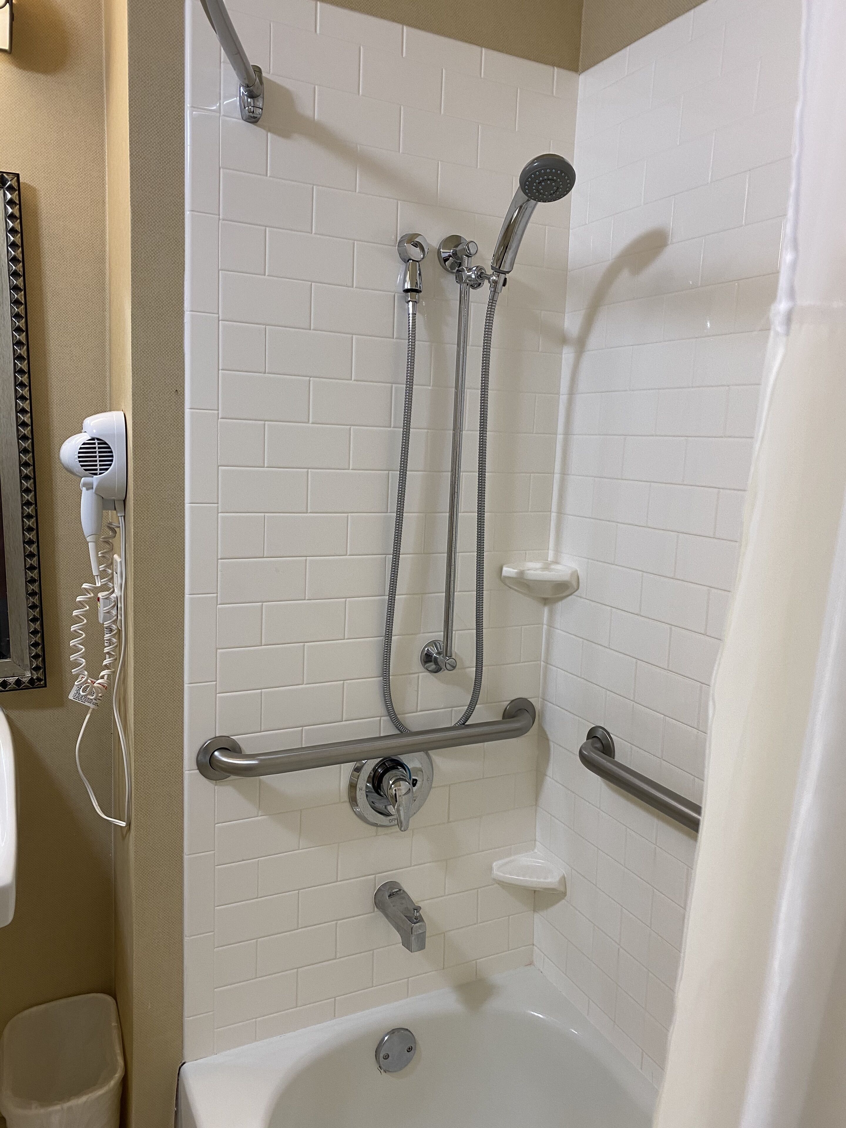 Photo - Royal Pacific Motor Inn
