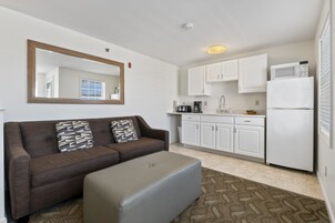 Suite, 1 Bedroom, Kitchenette, 1 King Bed OR 2 Queen Beds (Stairs Required) | Private kitchen | Fridge, microwave, stovetop, coffee/tea maker