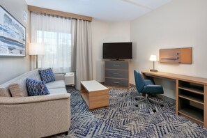 Desk, blackout curtains, soundproofing, iron/ironing board - Candlewood Suites Idaho Falls by IHG (Idaho Falls)