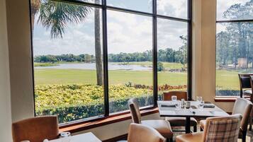 3 restaurants, breakfast, lunch, dinner served; American cuisine