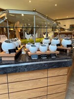 Tägliches inbegriffenes Frühstücksbuffet