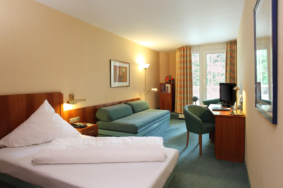 Hypo-allergenic bedding available, minibar, in-room safe, desk