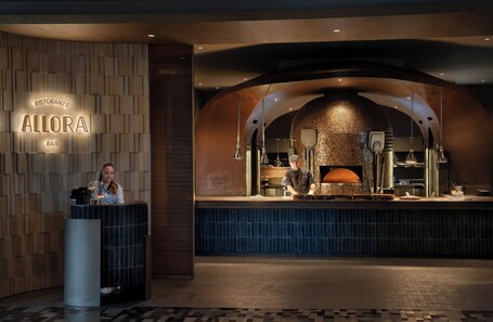 Crowne Plaza Changi Airport, an IHG Hotel - Image 26