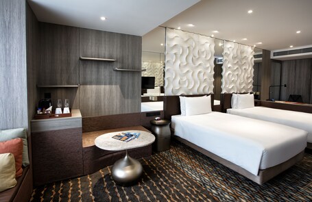 Crowne Plaza Changi Airport, an IHG Hotel - Image 111
