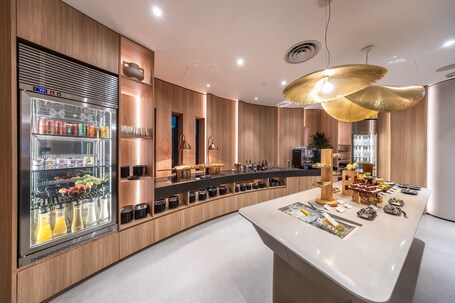 Crowne Plaza Changi Airport, an IHG Hotel - Image 96