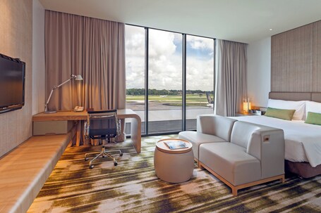 Crowne Plaza Changi Airport, an IHG Hotel - Image 52