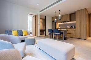 Literie de qualité supérieure, surmatelas, minibar