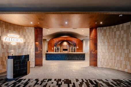 Crowne Plaza Changi Airport, an IHG Hotel - Image 68