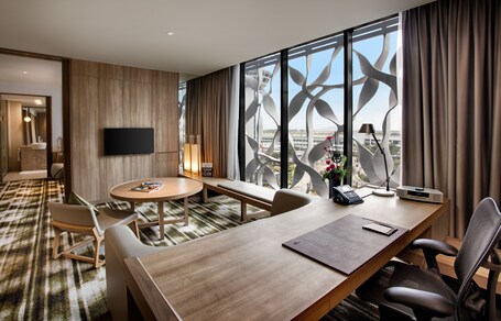 Crowne Plaza Changi Airport, an IHG Hotel - Image 35