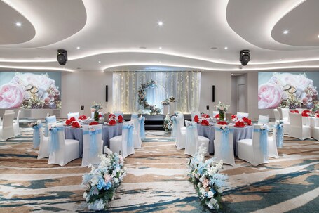 Crowne Plaza Changi Airport, an IHG Hotel - Image 131