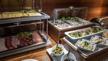 Morgenmadsbuffet hver dag (250 CZK pr. person)