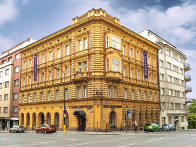 EA Hotel Downtown