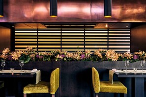 7 restaurants, spécialités Cuisine asiatique