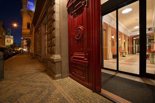 EA Embassy Prague Hotel