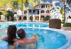 Outdoor spa tub - Agroturismo Sa Talaia - Adults Only (Sant Antoni de Portmany)