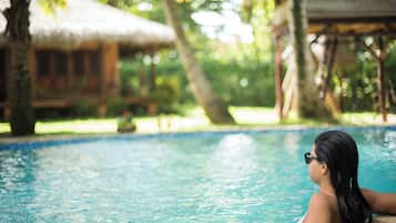 Outdoor pool, sun loungers