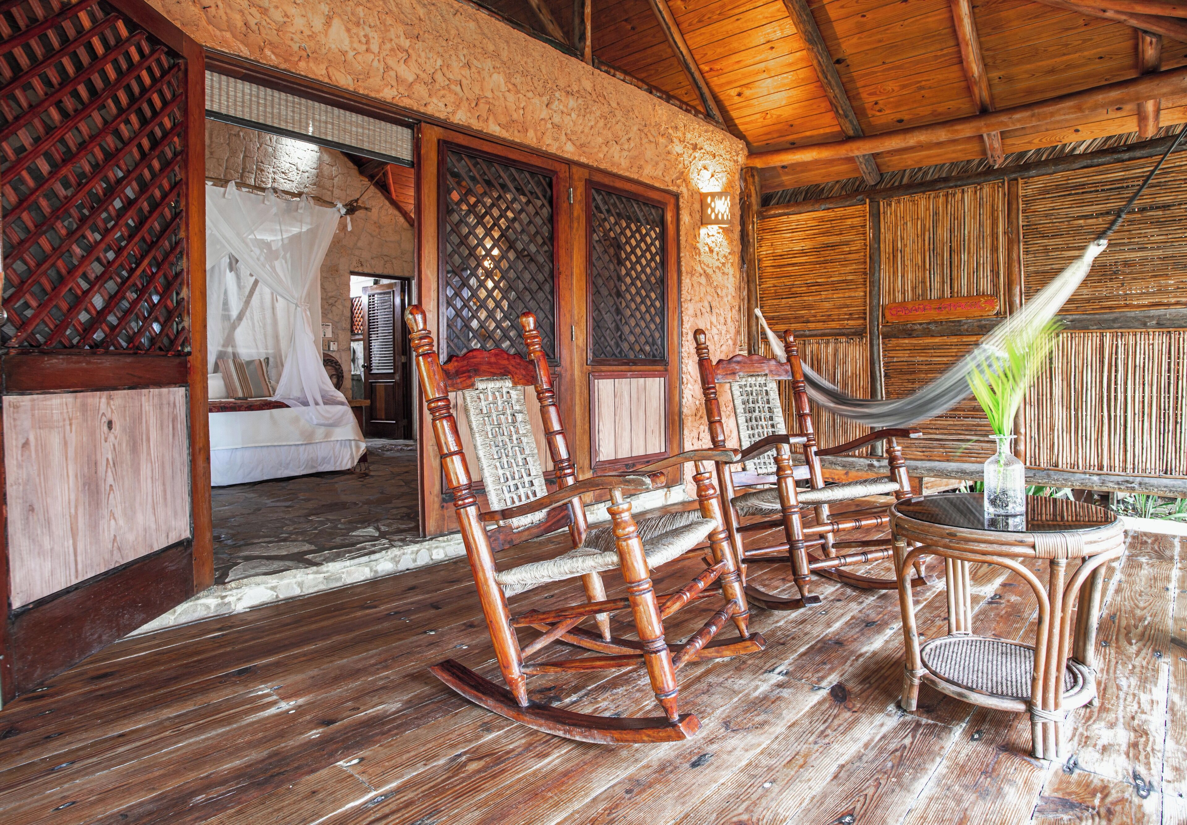 Chambre, 1 très grand lit | Balcon