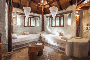 Family Bungalow | Premium bedding, minibar, in-room safe, individually decorated