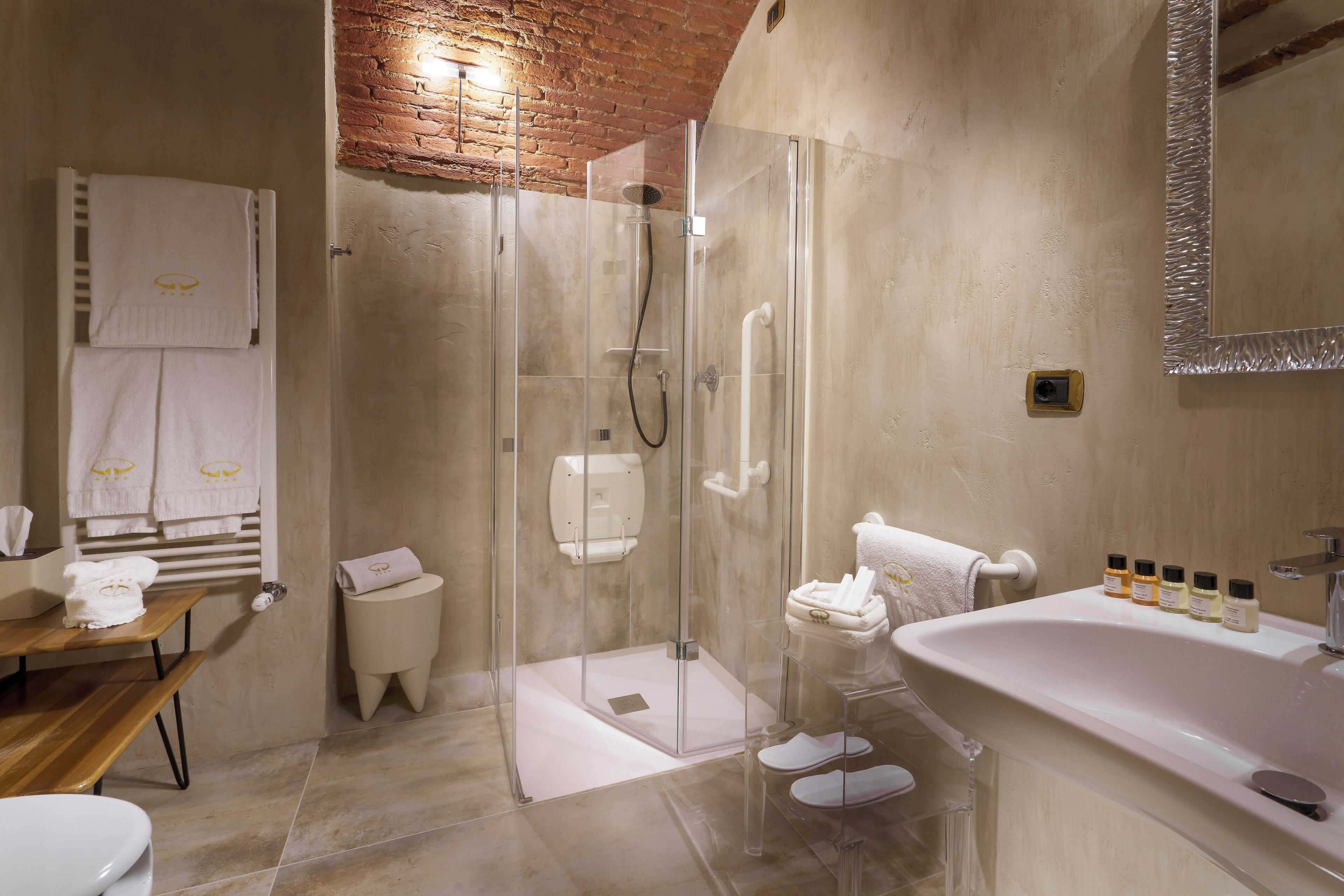 superior double room, sauna | bathroom | shower, free toiletries, hair dryer, slippers