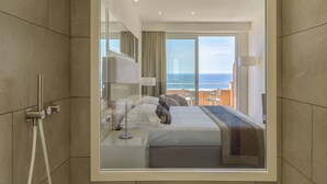 Superior Double or Twin Room, Sea View | Bathroom | Free toiletries, hair dryer, bidet - Hotel Crystal Sea (Forza d'Agro)