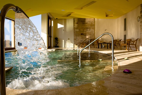 Couples treatment room(s), sauna, hot tub, steam room, body treatments - Agriturismo Palazzo Bandino (Chianciano Terme)