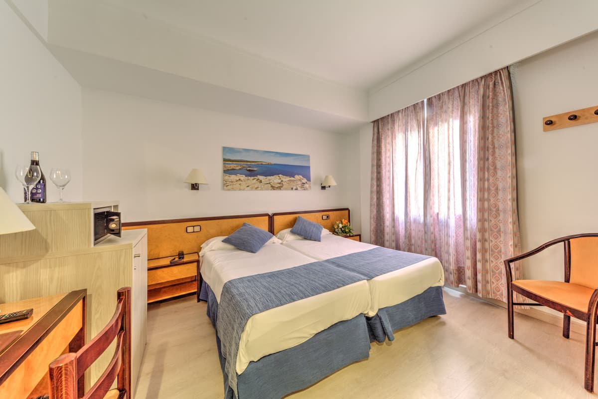 Economy Double Room | In-room safe, desk, blackout curtains, free WiFi