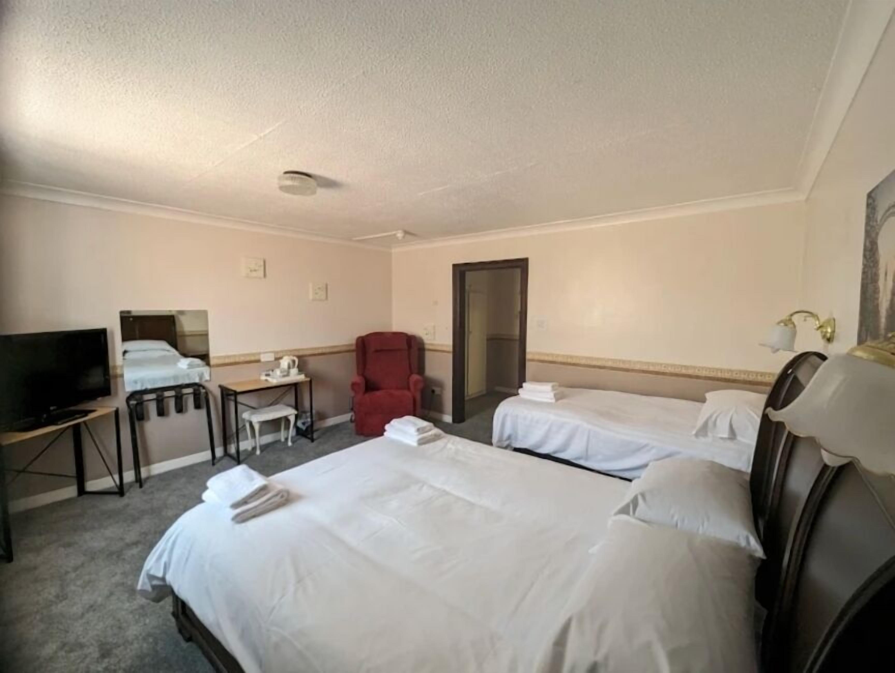 Suite, mit Bad (2 Adults & 1 Child)