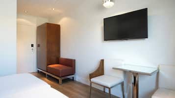 Chambre Double | Minibar, coffres-forts dans les chambres, bureau, Wi-Fi gratuit