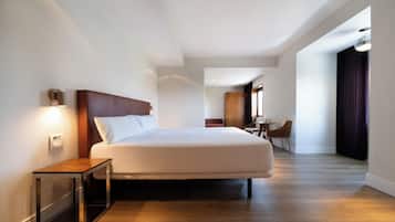 Superior Room | Minibar, in-room safe, desk, free WiFi