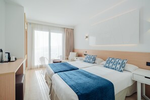 Standard Twin Room, Balcony | Desk, blackout drapes, free WiFi, bed sheets - Hotel THB Felip - Adults Only (Manacor)