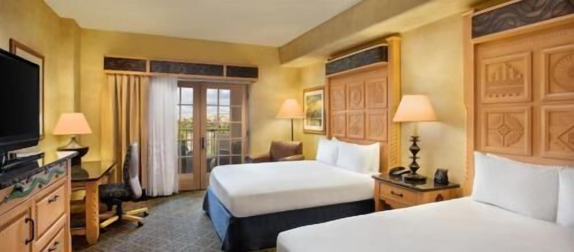 Ropa de cama de alta calidad y camas con pillow-top 