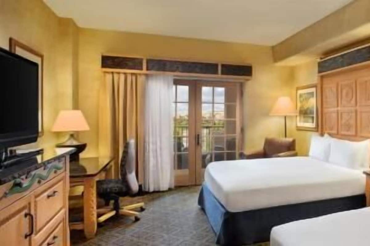 Ropa de cama de alta calidad y camas con pillow-top